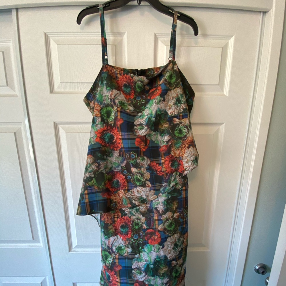 Women’s plus size dress